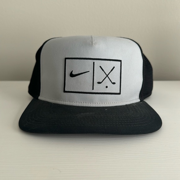 Nike Trucker Golf Hat - Picture 1 of 2